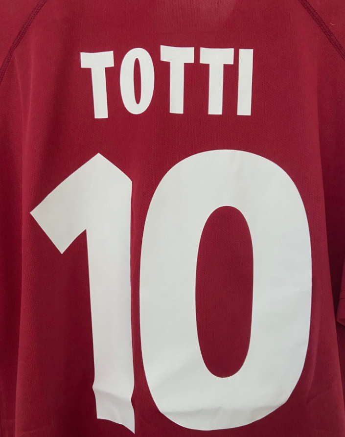 Francesco Totti icône de l'AS Roma et roi sans couronne 👑
